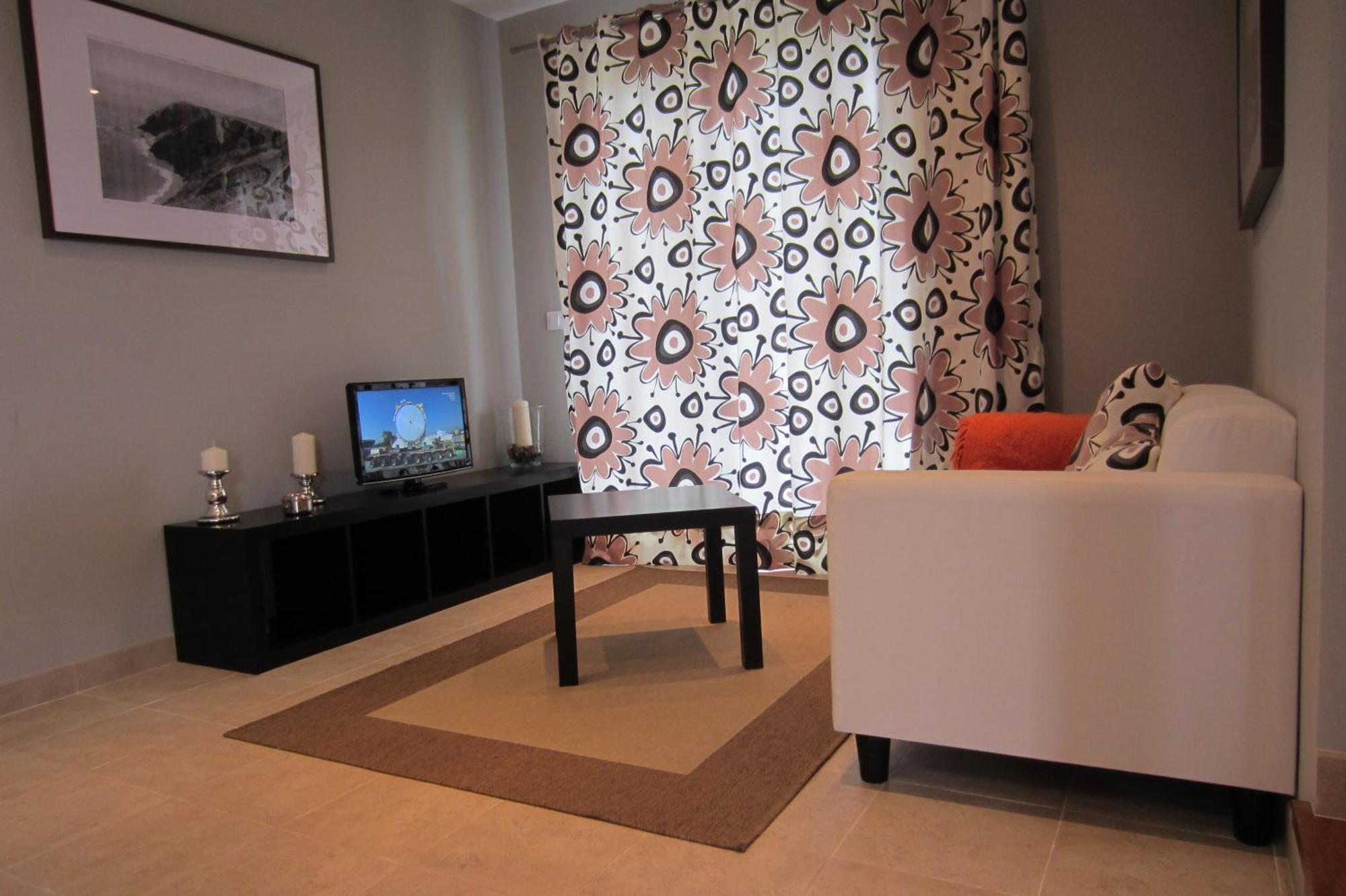 Apartamentos El Regueirin 2 오비나라 외부 사진